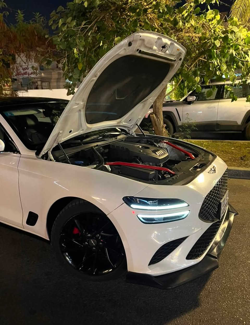 السلام عليكم
جنسيس للبيع ٢٠٢٢  
  المكينه ٢٠٠٠   تيربو 
🏎️دفع خلفي تو و يل
 بدون فتحه
 مواصفات جينسيس اعتياديه
 وصور الحادث بالمنشور    
  السعر ١٨٥وبيه مجال بصيط
 مكان السياره بغداد  السيديه.     
   ***********   البيع بدون مراوس
