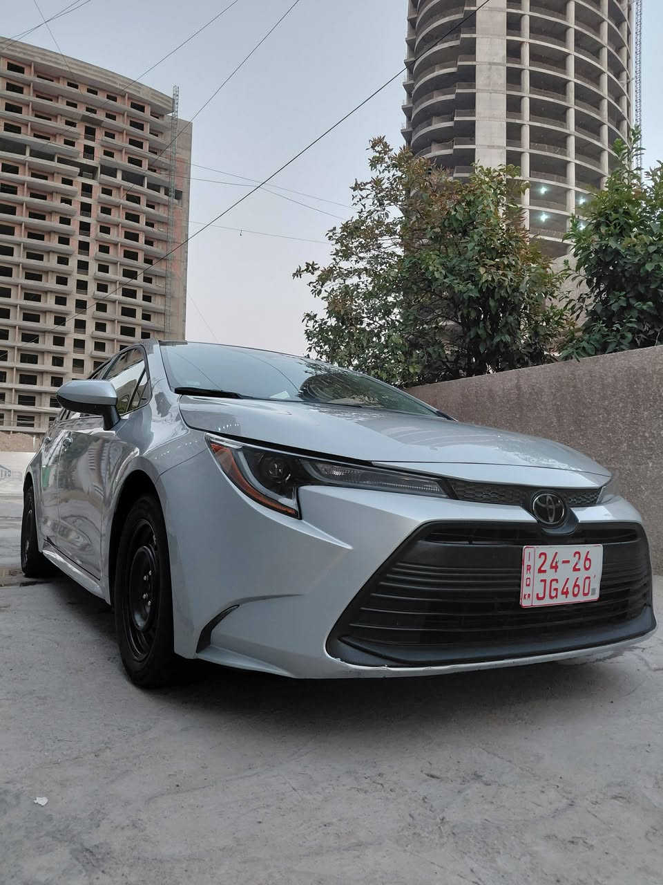 سلام عليكم TOYOTA كورلا للبيع موديل 2025 LE وارد امريكي حادث جاملغ خلفي بارد وصبعين بارد بقبق جنطة بدون ايرباك بدون دواخل مواصفات رادار امامي لايتات زنون شاشة كبيرة بصمة هاند بريك كهرباء مودات قيادة ايكو نورمال سبورت سيارة خير من الله واحلى من صور سعر 152 بيهة مجال عنوان بغداد غزالية الرقم.                                          ***********

