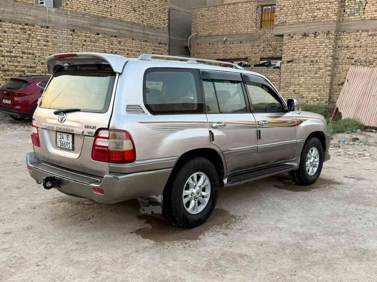 السلام عليكم 
مونيكا ٢٠٠٧ محدثه  مكينه V8 
كير اوتو  تبريد تخم تاير. 
مصبوغه عام مكفوله الدواخل 
بصره بسمي شخصياا هزه جديده 
اريد مراوس ونطي فرق شعندك تعال واتساب 
السعر ١٠٤
مكاني بابل  استفسار اتصل واتساب 
***********
