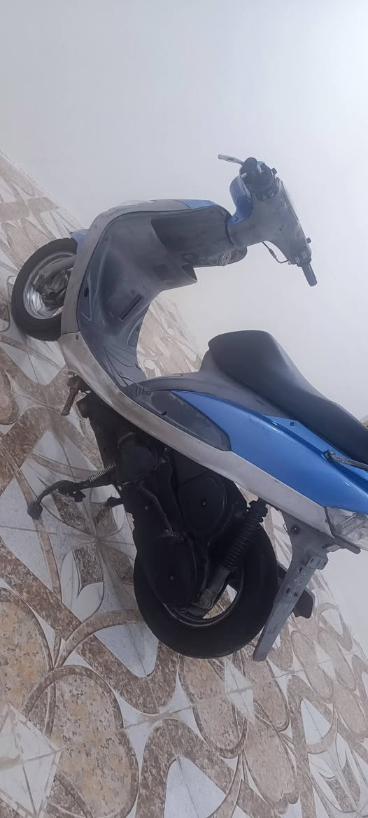 ماكس قجمه للبيع دراجه سرعه ومعدل نشطه تاكل لكاع اكل مفتوحه مره وحده ولفات كلشي بيه شغال ماعده سلف سلف يحتاجله راجز لباقي كله شغال مابيه اي نقص دراجه نضيف شوفت عينك دراجه مال بيت مامتعوبه سعر ٦٥٠ وبيه مجال عنواني جمعيات شارع ضريبه رقمي ***********
