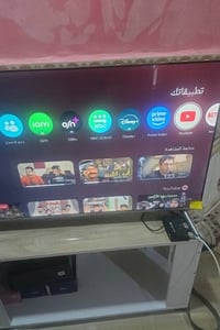 شاشه من نوع الحافظ للبيع جديده حجم ٥٠ بوصه