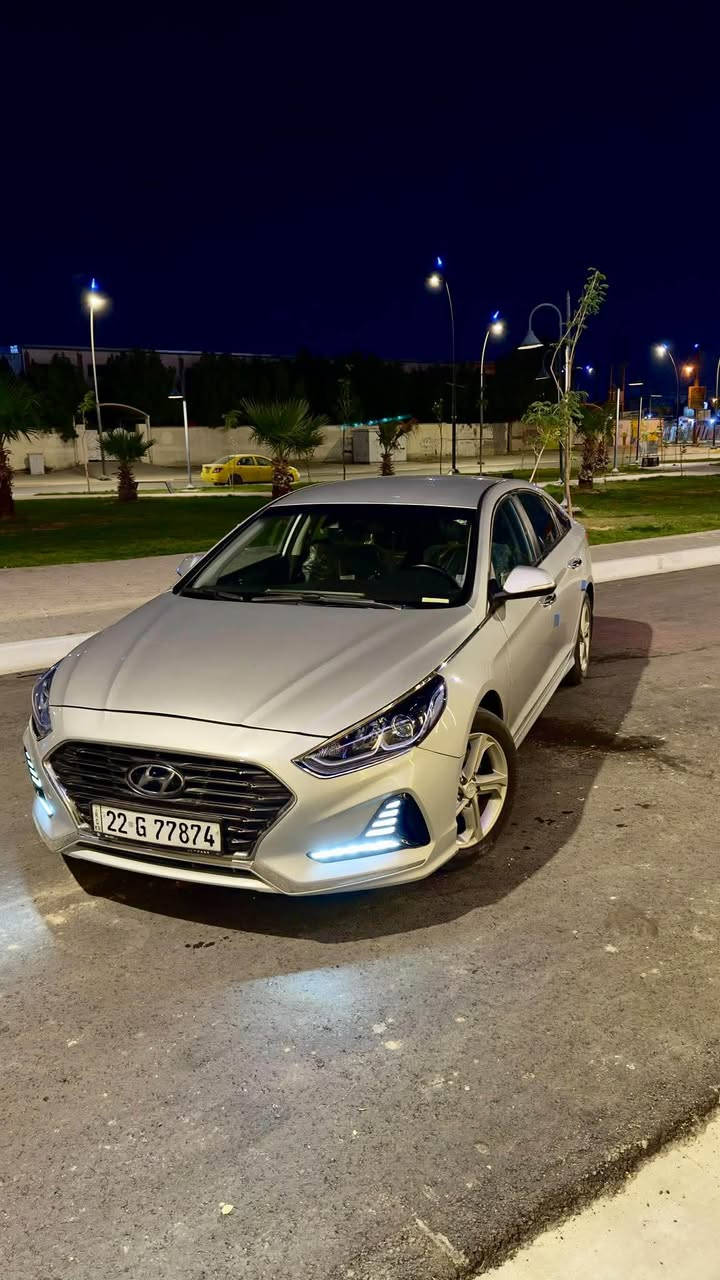 سونتا  وارد كوري  موديل  21 محرك دوش 2000 بيه سياره  فول  بصمه  تحكم بل كشن  كير  ومحرك  كفاله  سونار  موجد بل صور العنوان  البصره الزبير     ***********
سياره  145  وبيه  مجال

نص مكتوب في الصور:
- @1.c2g