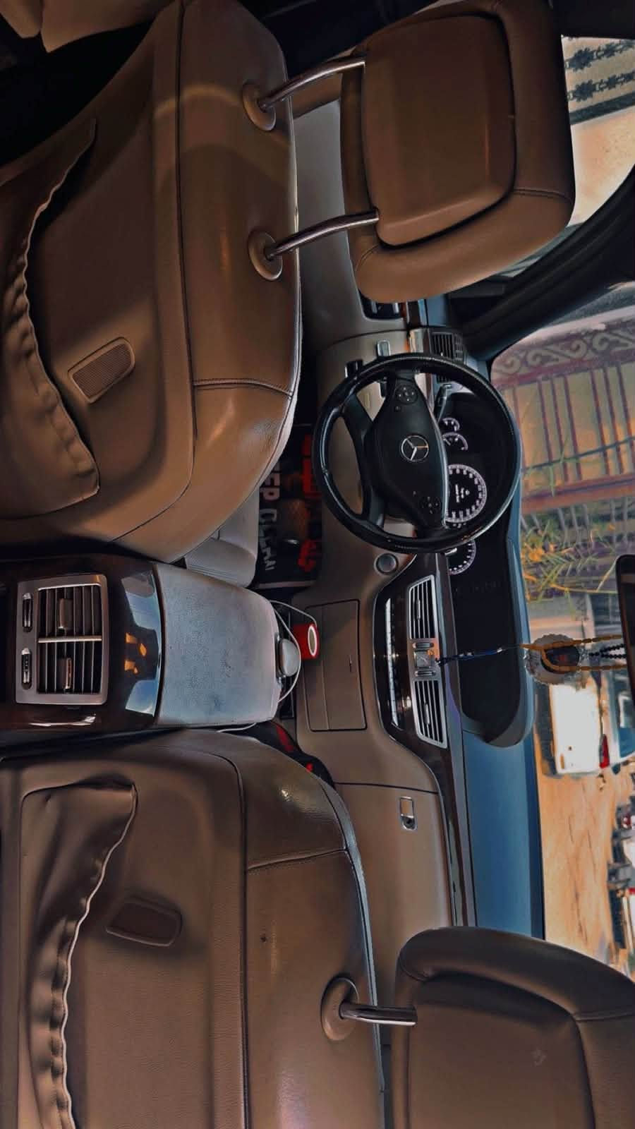 S350 • ٢٠١١ • ١٢٠ الف