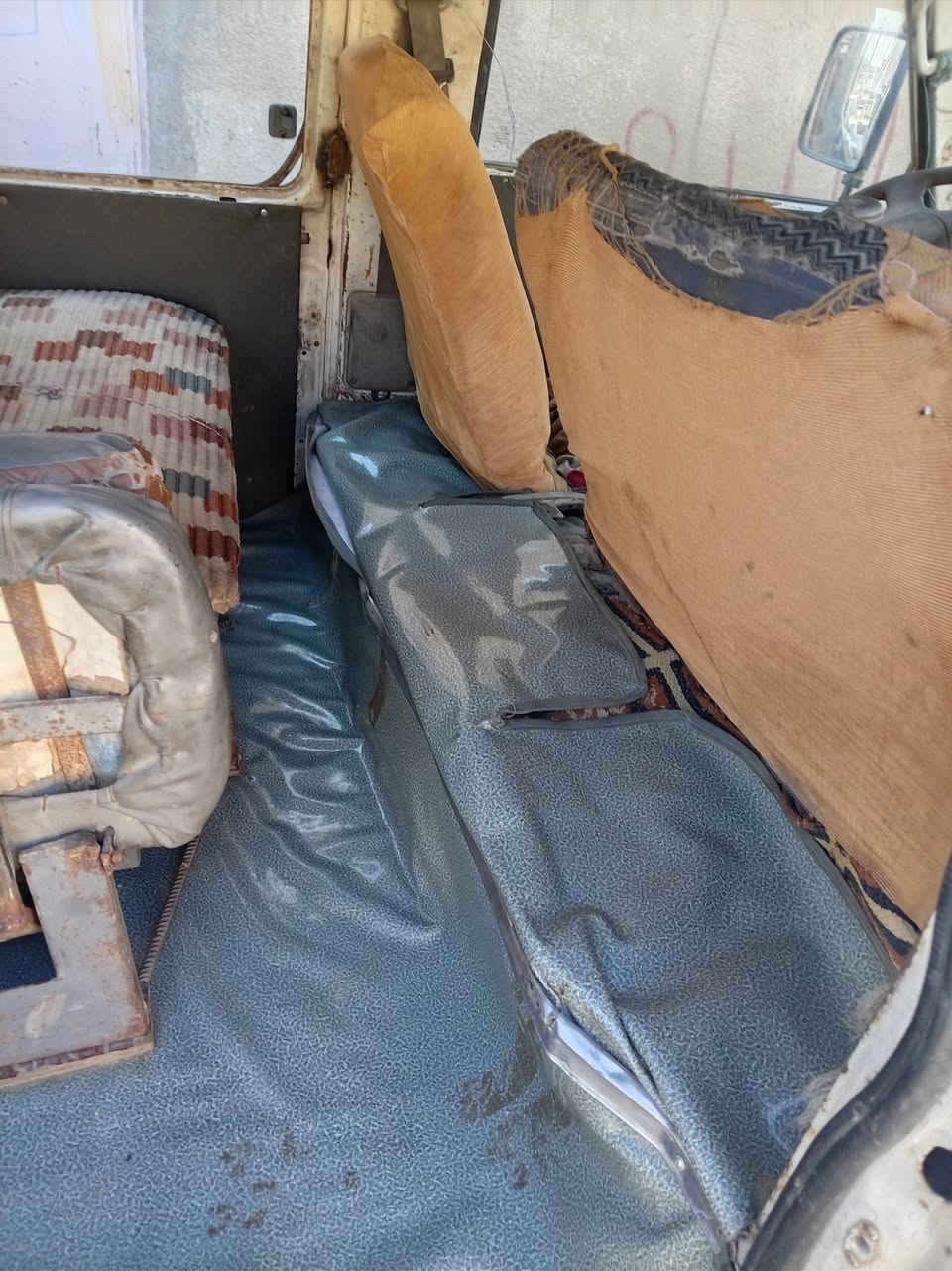 سلام عليكم للبيع مازده 93مكينه عله السحك كير وكسن مكفولات مصفره خط وبحث تريد وكاله تريد تحويل تفاصيل على الرقم ***********
