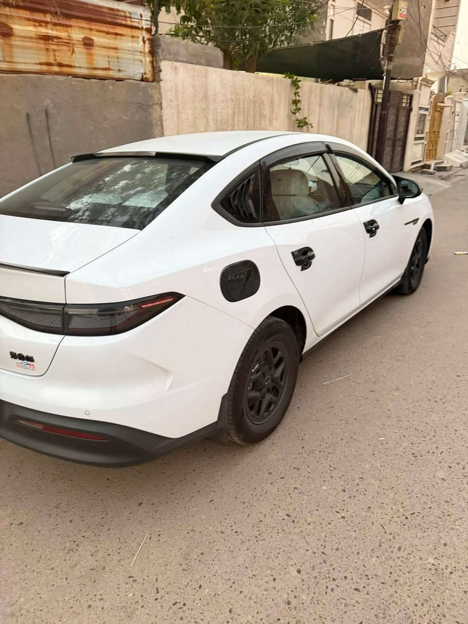 بي واي دي سيل فايف
***********
