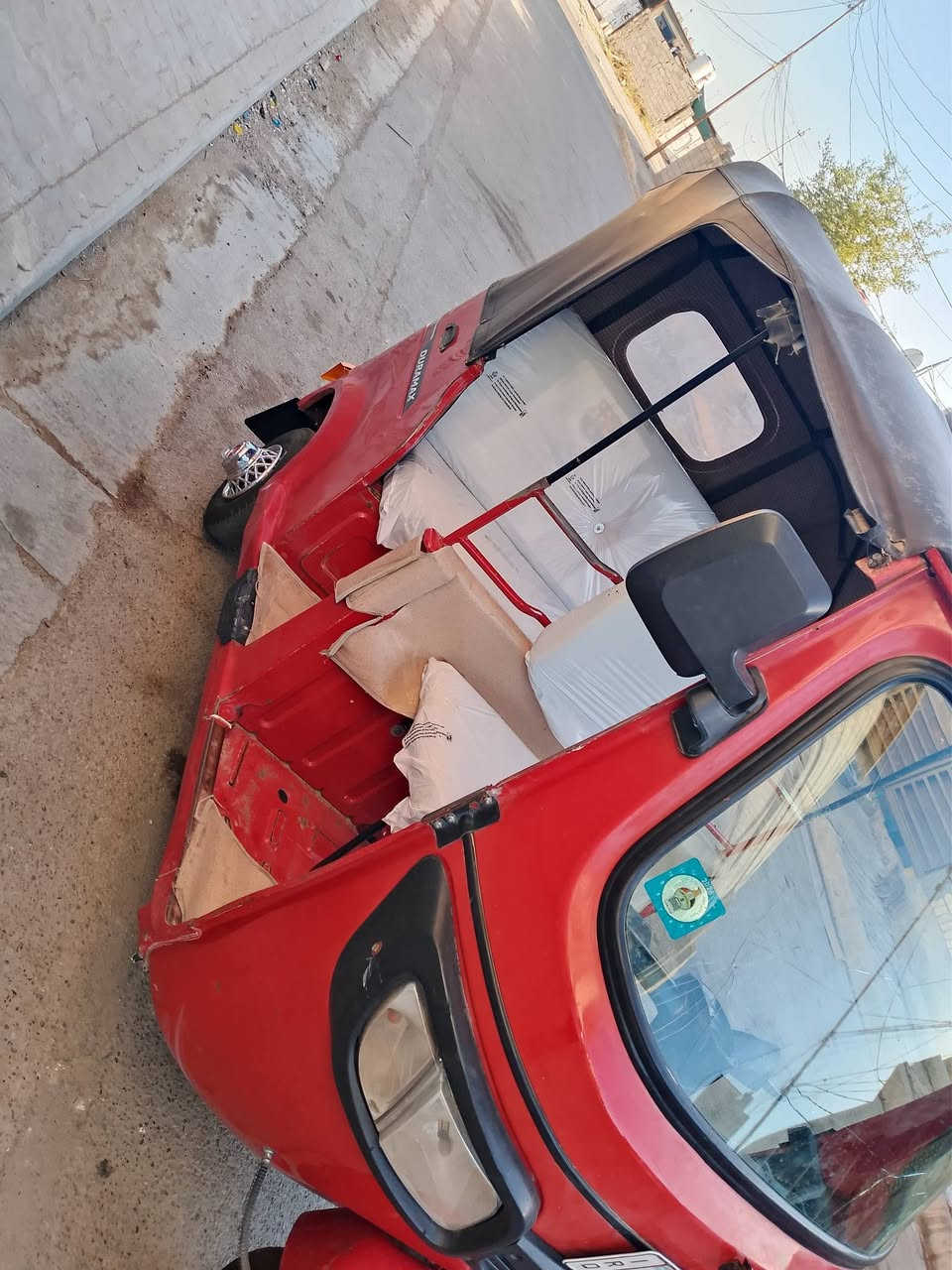سلام عليكم شباب تكتك البيع 20رقم بغداد نكليزي تحويل مباشر بيه مكينه مال 21كفاله سعر 5300وبيه مجال ***********
