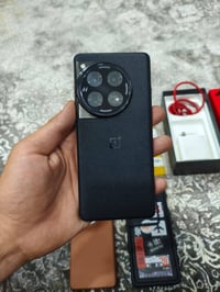 ون بلس ١٢ • ١٦/٥١٢ • سناپدراگون 8gen3