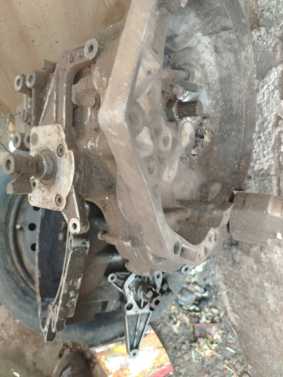 السلام عليكم عندي كيرات
عدد ٢ واحد كيو كيو ١٢
والثاني A وان موديل ١٢
تفصيخ عراقي شرط الشغل
*********** واتساب
