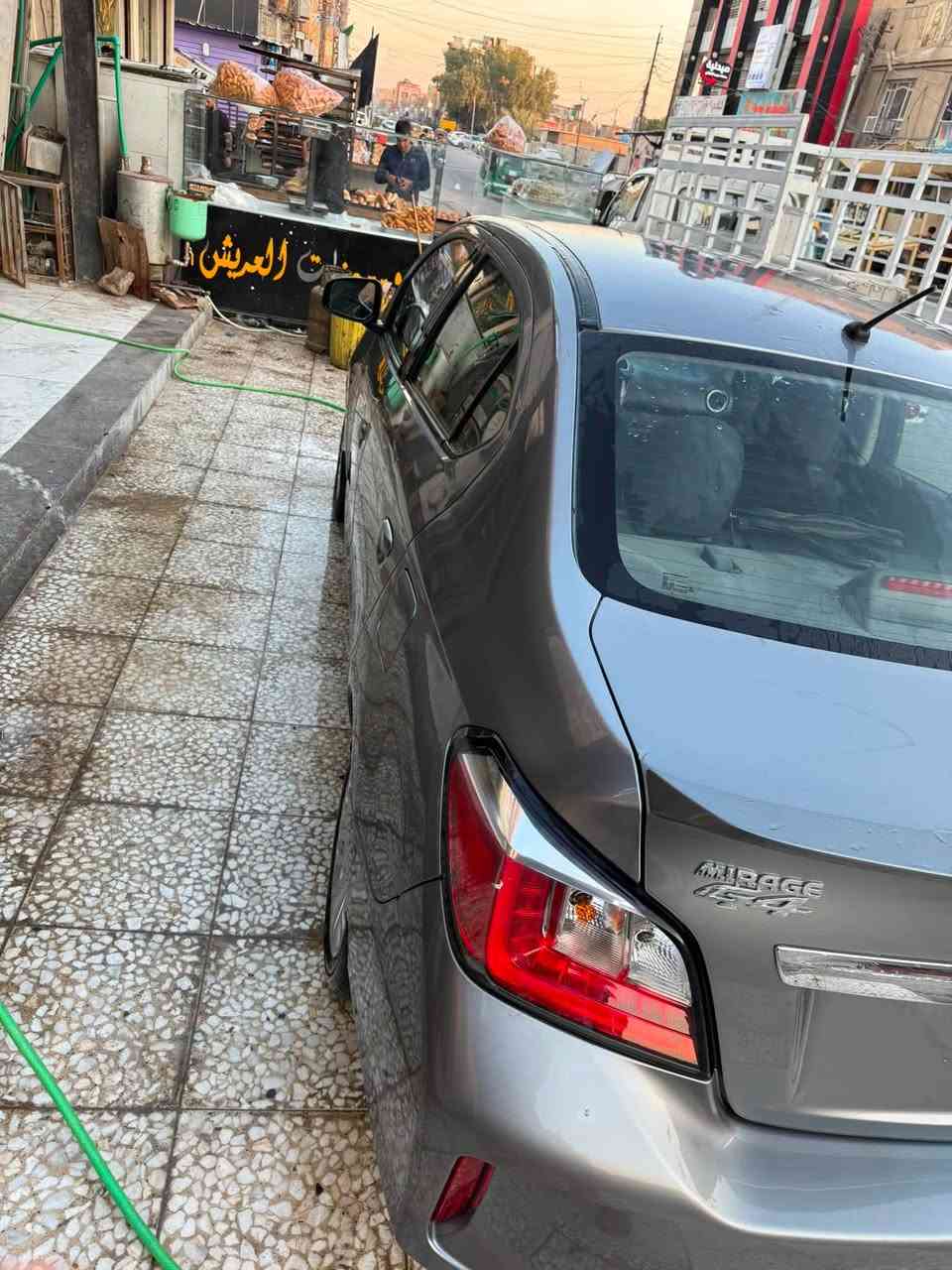 سيوبيشي ميراج
الموديل : 2023
الون : سلفر 
العداد : 16 الف ميل فقط 

الضرر : جاملغ خلفي ايسر فقط بدون دواخل وصور الحادث مرفقه

ايربااك فقط برده

المواصفات :-
1- شاشه كبيره 
2- كامرا دواره 
3- رادار امامي 
4- تحديد مسار 
5- تحكم ستيرن 
6- ثلاث انضمه للقياده 
7- برجكترات 
8- ويل كب 

بدون رقم فحص موقت

السعر 85 قابل للتفاوض 

مكان السياره بغداد  الجديده 
*********** فقط واتساب
