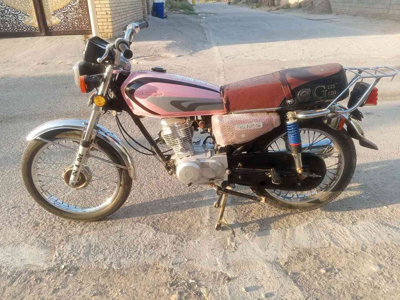نامه موديل 24مكفوله أوراق سكنر
محرك 3أحرف شاصي رفيع يعني شبه شلامحه
مكانها واسط الأحرار السعر والتفاصيل أتصل وبخدمتك
***********
