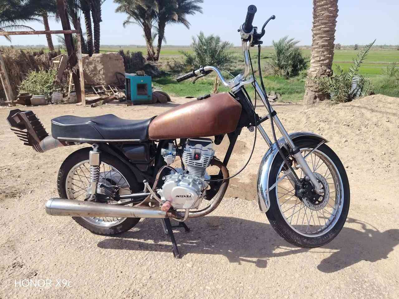السلام عليكم دراجه للبيع امتياز اوراق اصولي مداور ثاني يوم مو سكنر شاصي 20 وتعميره اصلي 25 دراجه شوفت عينك سعر 700 وبيها مجال مكان نجف ناحية القادسية لمو شراي لا يرسل 👍🏻تواصل ***********
