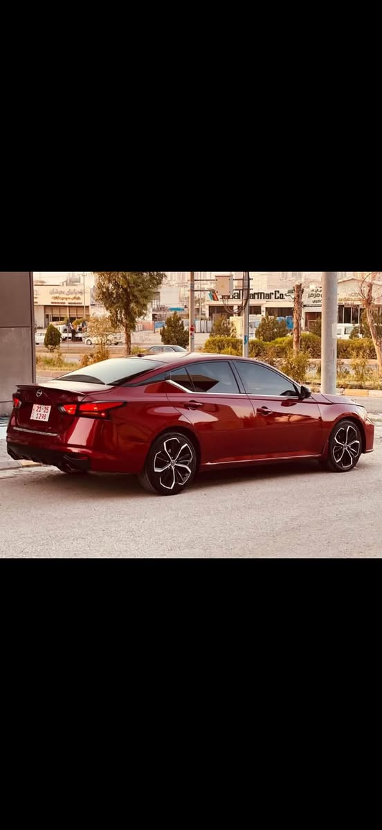 � للبيع نيسان التيما 2023 SR
🔴 اللون: أحمر/ 

          رقم اربيل

📍 العداد: 62 ميل

🇺🇸 وارد أمريكي

🔧 السيارة بيها قطعتين حادث

✨ فئة SR ومواصفات مميز

السعر 155$ 

***********

نص مكتوب في الصور:
- ERBIL Iraq