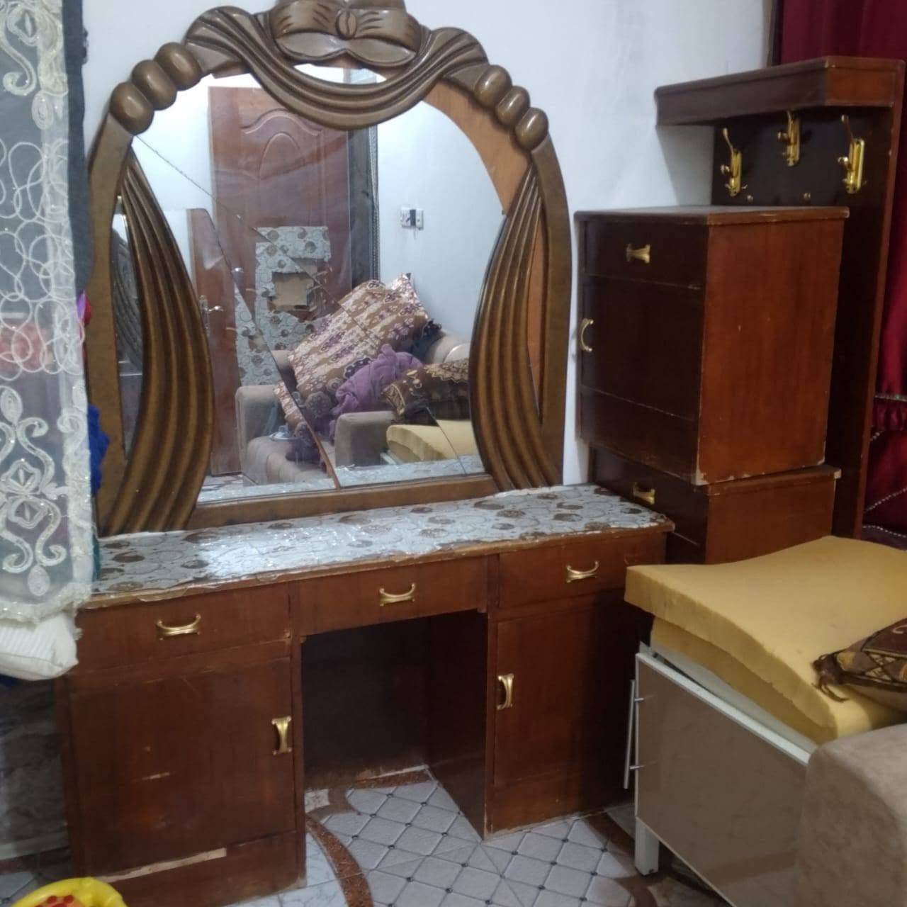 // سلام عليكم ورحمه الله وبركاته يوجد غرفه خشاب للبيع مكان سبعه كيلو آني مكلف بنشر// *********** هذا رقم إتصال وسعر خاص
