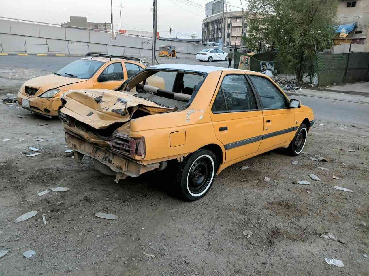سلام عليكم بيجو موديل 2016دشبول عالي رقم بغداد مصفرة هيى وغرامات سنوية لل29مكينة كير صدر امامي خلفي  شواصي الغودكلة مكفول بيها حادث جاملغ وصندوك الحوض مواصلتة ضربة ابيع علا حادثها مكاني بغداد معروضة 25وبيها مجال رقم الهاتف ***********
