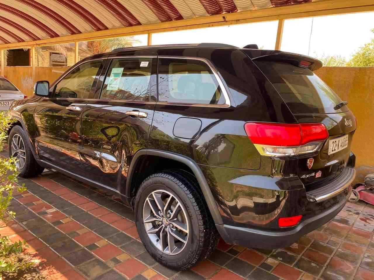 جيب ٢٠١٨ خليجي لاريدو فول مواصفات ومكفولة جديد وجاهزة من كلشي كفالة عامة ماشية ١٣٠ السيارة على وضع الشركة خير من الله محرك وكير وحدادية وتبريد السعر ٢٢٠ رقم اربيل دولي تحويل او وكالة مكاني كربلاء 
✅بصمة
✅فتحة
✅٦ سلندر 
✅ماوس وضعيات قيادة
✅كشنات كهرباء
✅يدات نيكل 
✅تبريد قطعتين
✅شاشة وسط
✅كامرة وحساسات ورادرات جانبية
✅وبعد بيها مواصفات هواي ما تنعد 
للاستفسار الاتصال على ***********
