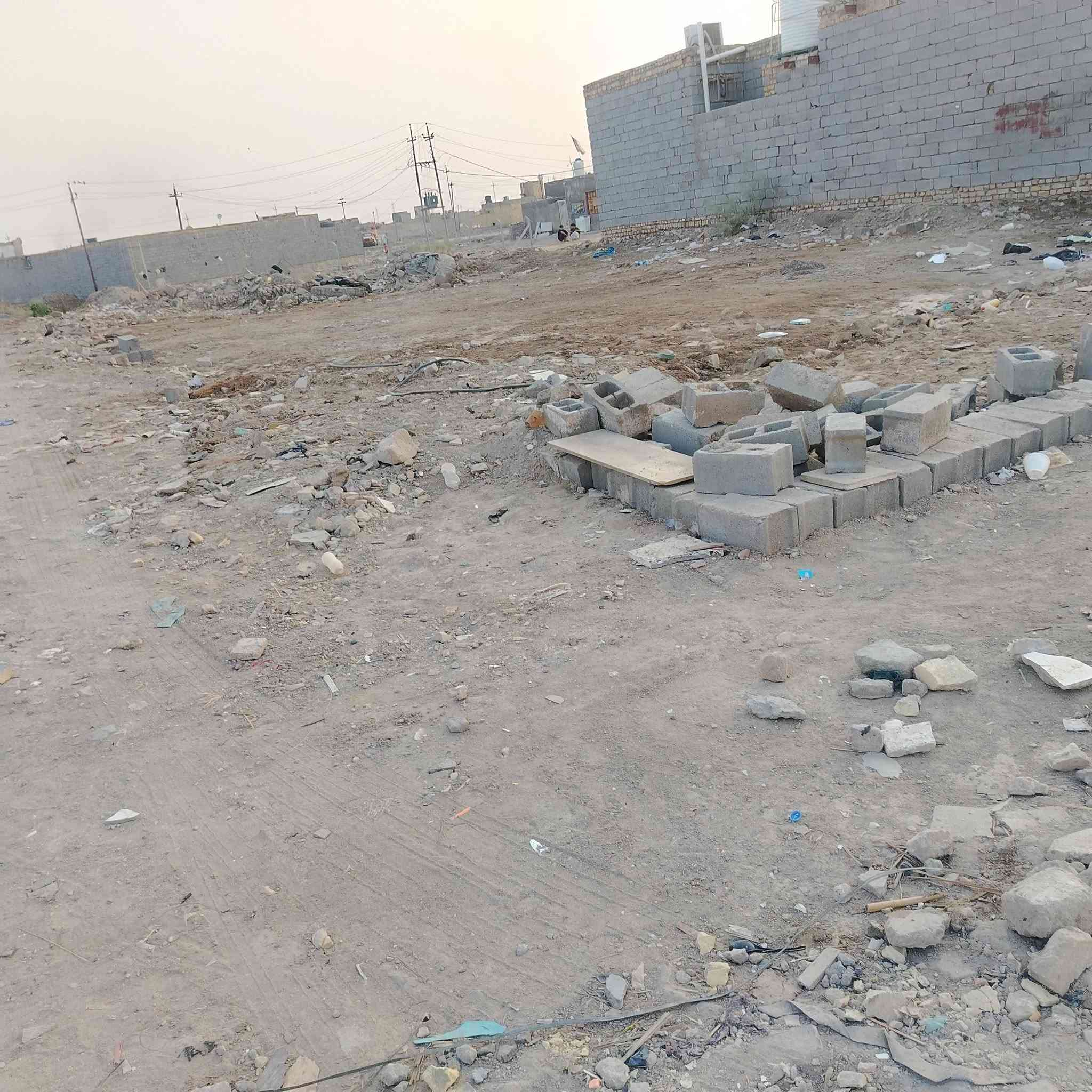 سلام عليكم قطعه زراعي با العكر الشرقي خلف محطة مال القطار المصب الشرقي مساحه 300 ركن علئ شارعين مقابيل سايلو نا مكلف بانشر السعر 16 وبيه مجال ***********
مكلف بانشر نتصل و مراسله
