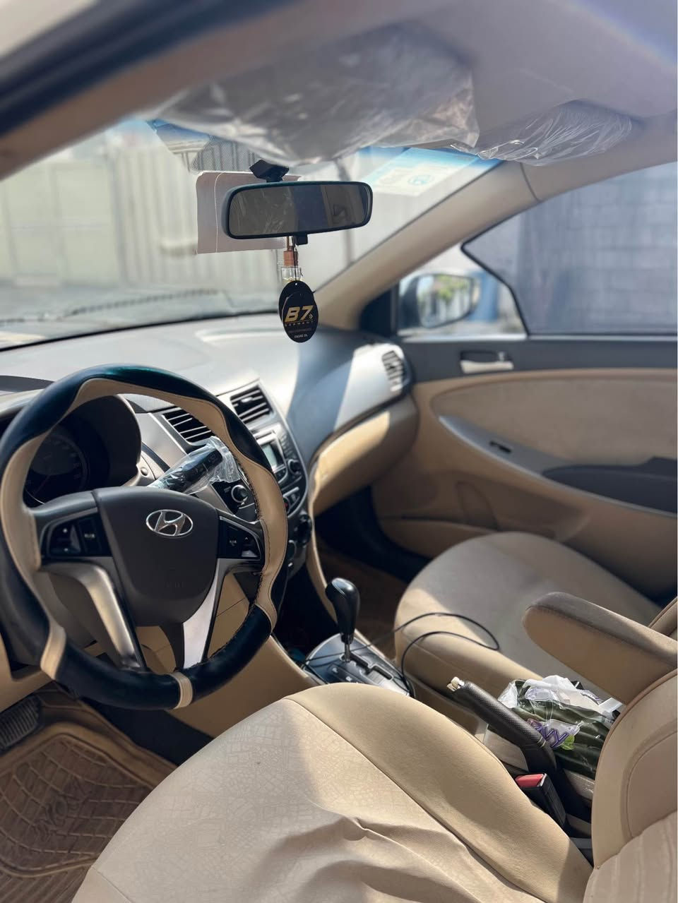 هۆندا ئەکسێنت 2012

بێ سبوخ
مەکینە گەورە 1.6L
گێڕ و مەکینە بەشەرت نە کرایتەوە
 150 هەزار کیلۆمەتر ڕۆیشتیە
سوکان ڤۆلیۆم
گێر تۆماتیک
تەبریت
سەیارەیەکی تا بڵێی جوانە

WhatsApp & vibar/ ***********
شوێن / سۆران أربيل, العراق
