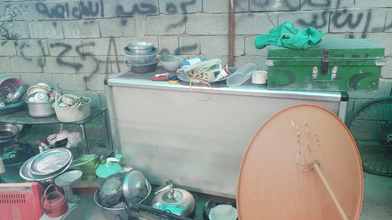 سلام عليكم غراض بيت كامل شنو تريد موجود ثلاجه مجمده بوفيه كاونتر فراشات زوالي مضرامه مال لحم افون بوفيه بنكات امعين كامل واو بيهن فرفوري خواشيك سجاجين كلشي تريد موجود انتصل عله هاذه رقم وتساب وتدلل ***********
