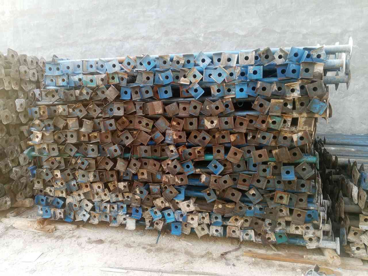 جكات حاضن للبيع طول 4 م نضيفات حيل مثل ماواضح بصوره كلهن شكل واحد عدد  1568 مكاني بالحله الاستفسار ***********
