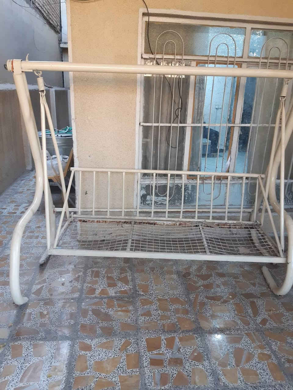 مرجوحة للبيع يرادلها ترتيب شوية ب٥٠  الف 
بغداد الشعب 
للاتصال ***********
