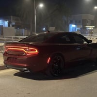 للبيع دوج جارجر 2023 أمريكي حادثها  البنيد بدون دواخل باقي سياره كفاله...