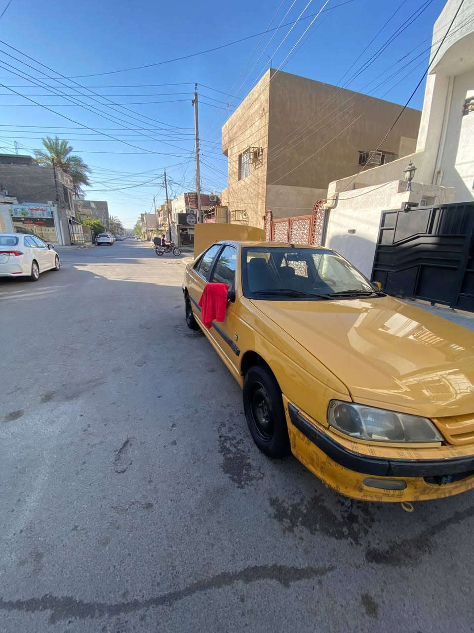 السلام وعليكم بيجو بارس 2015سياره بيها بنيد مبدل مكينه تبريد كامله بيه نواقص صدر خلفي يرادله لو دبلات لو بوش ولامامي دبل مال مشط يرادله تبديل بي طكه خفيفه السياره صفاحها موس وكشرها وعضمتها  تخبل تبريدها ثلج دواخلها نضيفه ماشيه 195 السياره اسدخدام مال بيت ولمكينه جديده لا تنقيص ولا تبخير السعر 41 وبيها مجال واذا اكو مراوس شي نضيف ترهم الهاتف ***********
