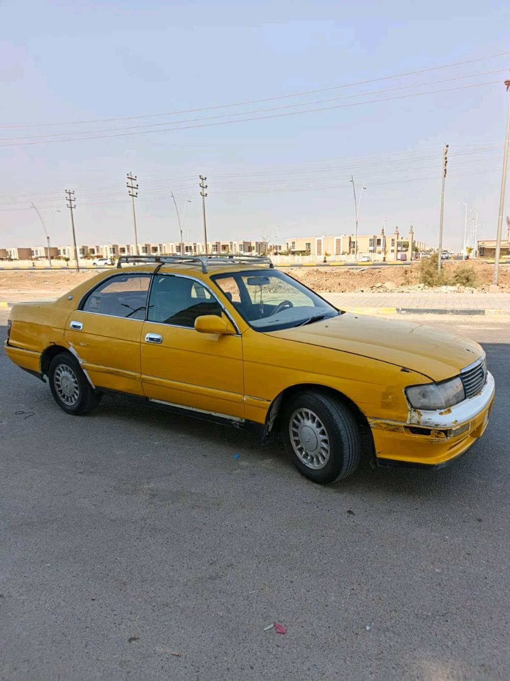 بطه كراون موديل 2000 مكينه ثنين و نص بيه صوت كير كفاله عنوان تنومه سياره حلوه و نضيفه و مرتبه سعر 15 و بيه مجال معتاز و مستعجل على بيعته مكلف بالنشر و هذه رقم راعيه ***********
