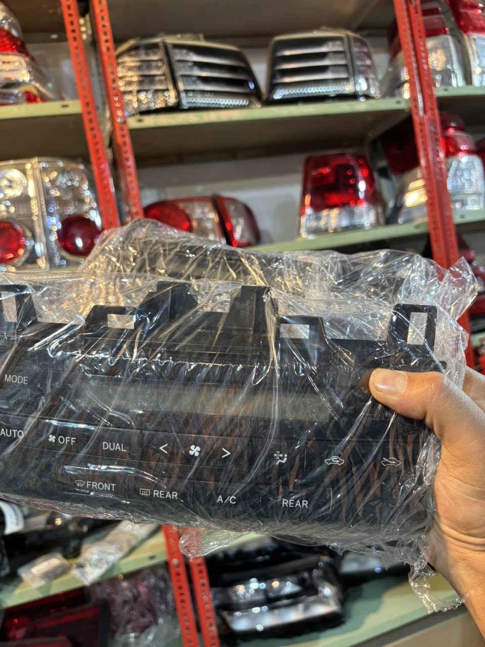 🔰 مجمع أوساكا 🔰

العنوان الأول للقوة والاعتمادية في قطع غيار السيارات اليابانية

🔥 إذا تريد الجودة الأصلية والسعر الصح… مكانك هنا 🔥

متخصصون بقطع غيار:
🚗 لاندكروزر | لكزس | برادو
📅 من موديل 2008 إلى 2025

✔️ جديد | مستخدم | أصلي | تجاري
✔️ خيارات تناسب كل زبون وكل ميزانية

🔧 خدمات متكاملة تحت سقف واحد:
• صيانة احترافية
• تركيب الاجزاء بدقة عالية
• أدامة وتجديد
• تبديل زيوت بأفضل الأنواع

📍 بغداد – الكرخ – صناعية البياع – الشارع الثالث

📞 ***********

⚡ نوفر القطعة… ونضمن الأداء ⚡
💯 ثقة الزبون هي رأس مالنا
