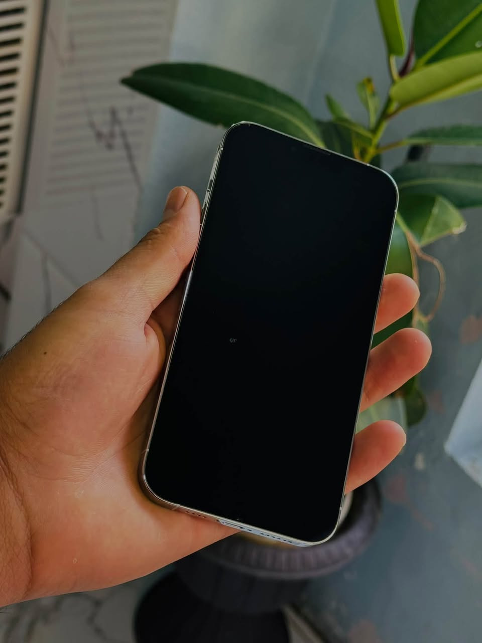 iPhone 13 pro max
ذاكره 128 
بطاريه 87
نموذج m
تك سيمكرت
جهاز كله نورمال شرط حاسبه
بدون خلل كله شغال شرط
***********
