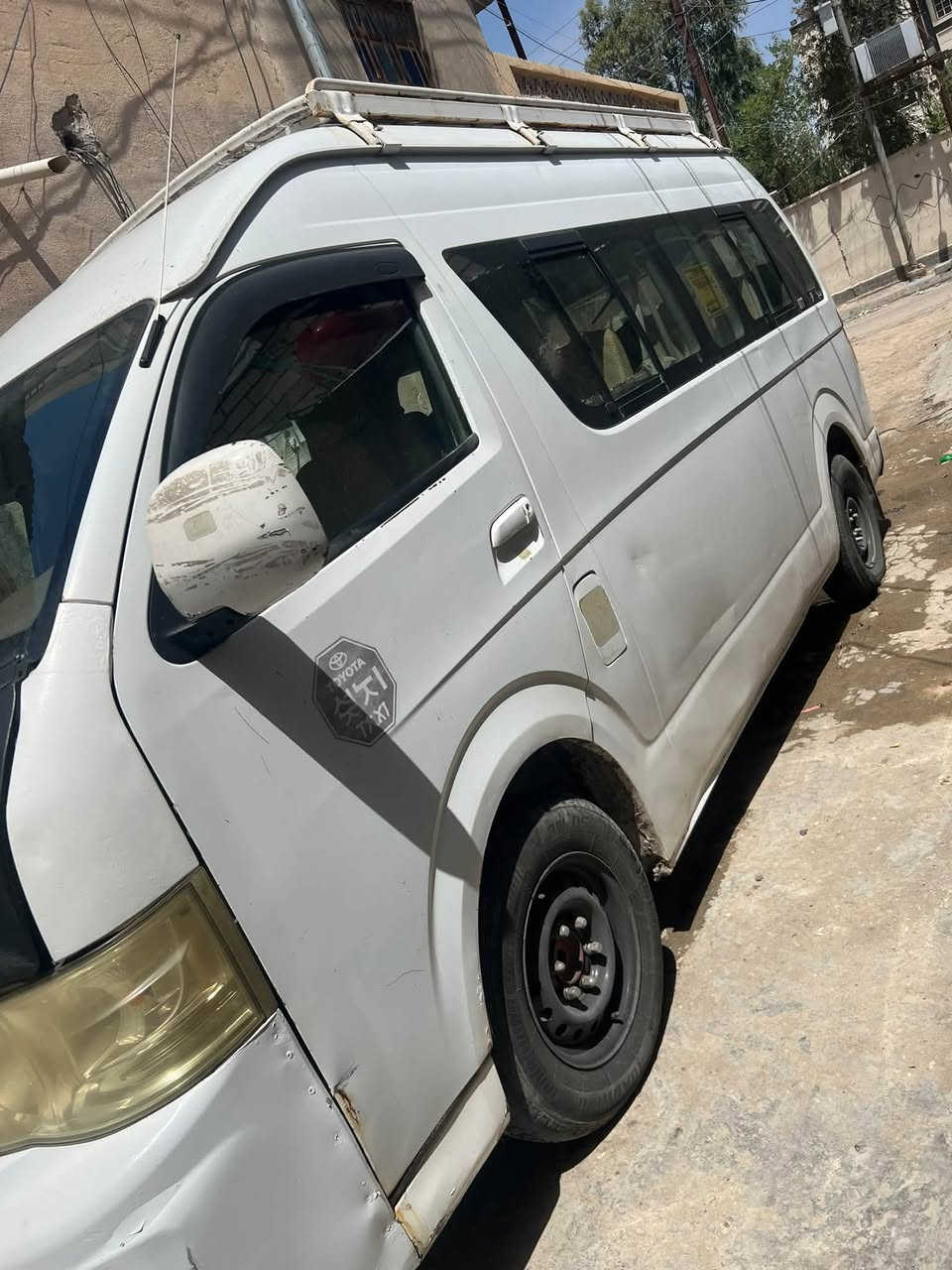 سلام عليكم جنبي عالي مديل 14 كير مكينه اكسن حداده خير من الله تبريد محور سبلت دواير معمرات بيها ضربه باب الصندوك وربع الخير بعدها ما معمره مكاني بصره ابيع بيع بدون مراوس ستفسار تصال على الرقم ***********غير متواجد على النت  السعر 105وبيها مجال
