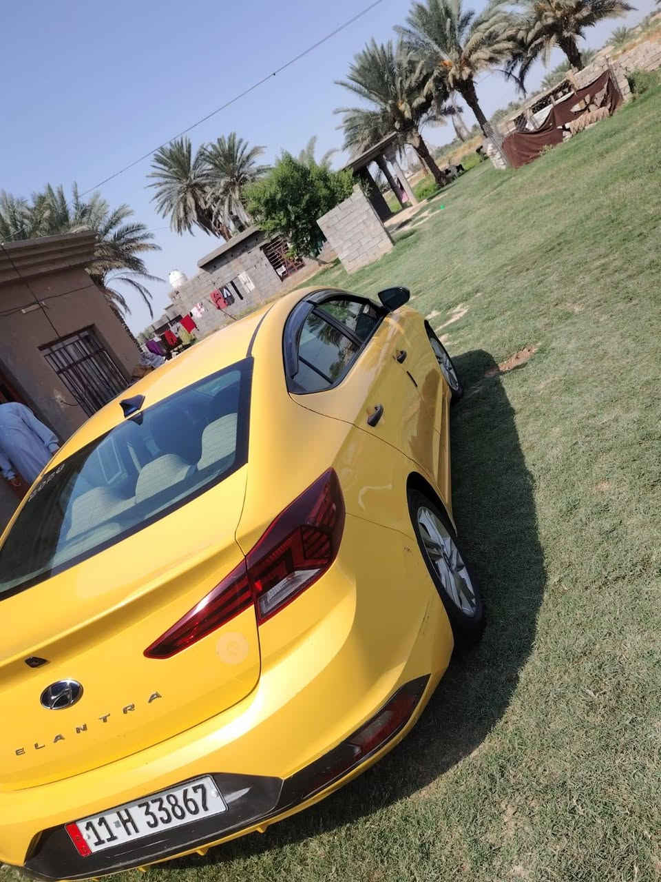 اسلام عليكم النتره 2020 فول مواصفات السعر 120 وبيه مجال اسفسار أكثر اتصل *********** _-_***********   مكان السياره بغداد  ابغريب

نص مكتوب في الصور:
- 2020