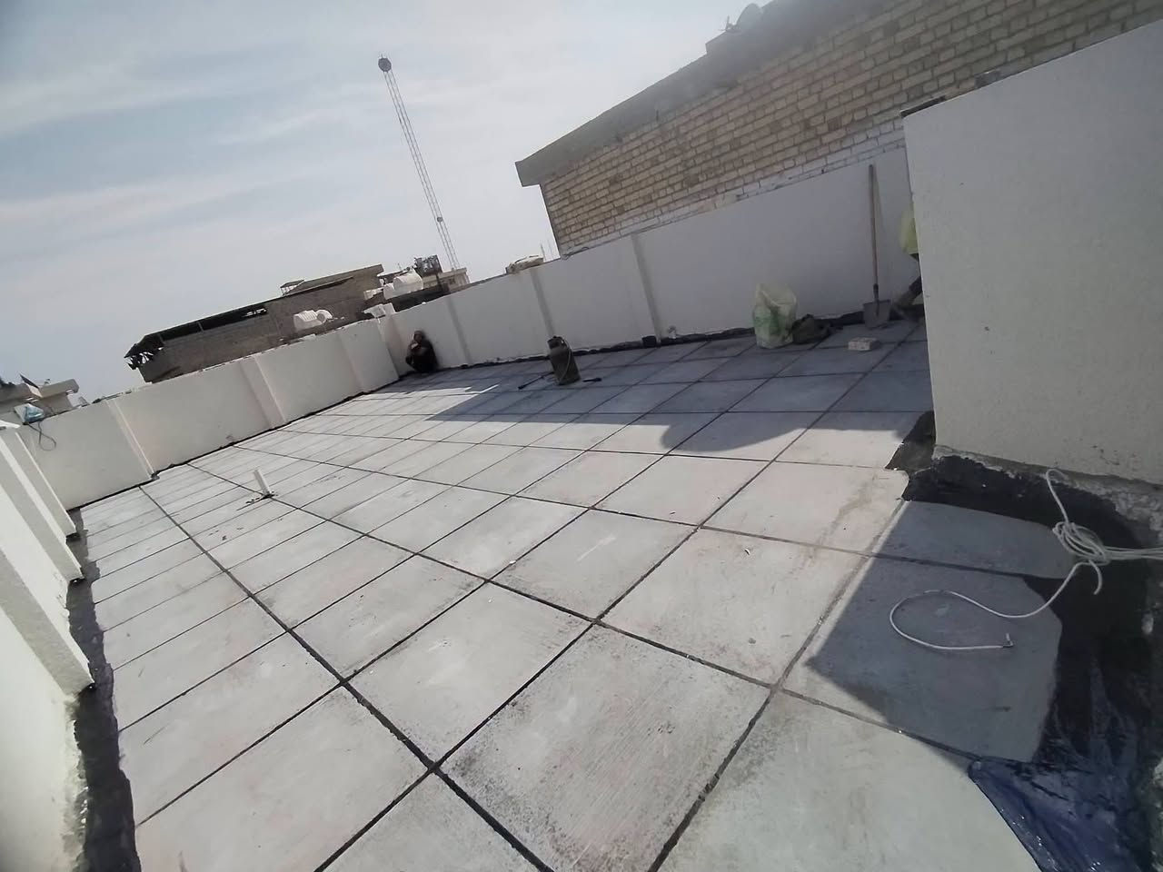 تطبيك السطوح بالاشتايكر وترميم السطوح القديمة  وأعادة الماستك وتزفيت السطوح عمل أو كرستة وعمل حسب طلب  شغل درجة اولى
سطحك تعبان سطحك فيه رطوبه  جايك الشته ومحتار الحل ويانه  توكلنا عله الله عملنه اعاده ماستك قبل العمل وبعد العمل  ب انسب السعار   وتساب موجود خاص موجود اتصل  ***********
