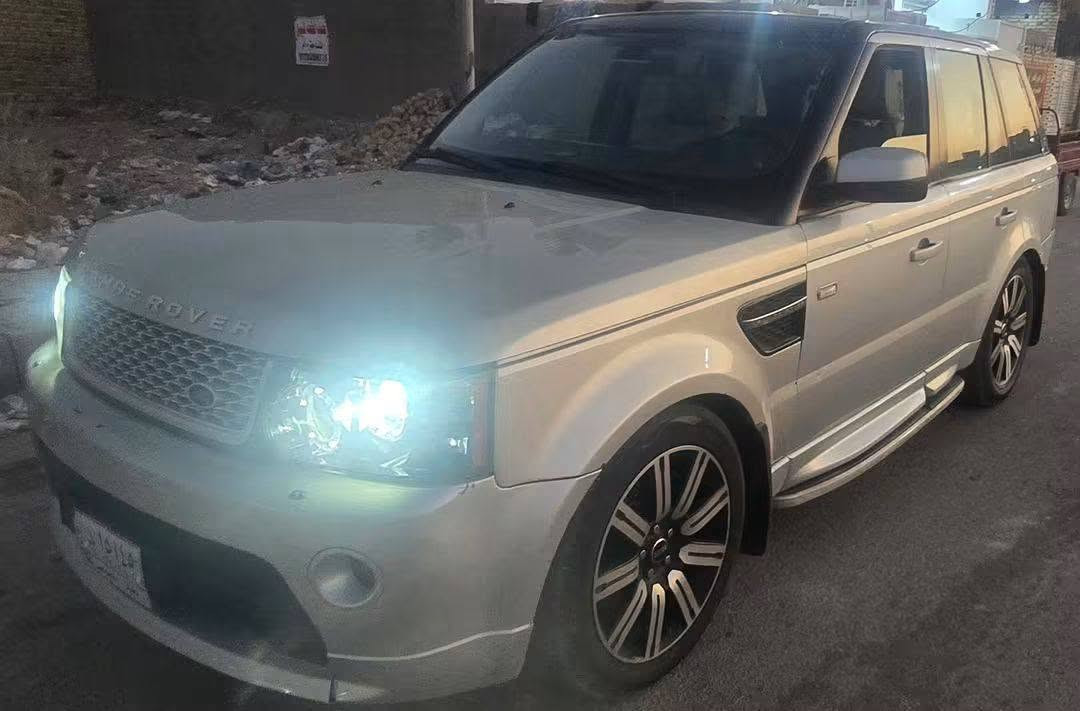 تحية طيبة 

رانج موديل 2008 امحدث 13

محرك عادي المرغوب

رقم بغداد تحويل ثاني يوم 

شاشة لمس كامرة 

سيارة كلها على ابلاد 

جاهزة كير محرك كفالة 

صدر امامي خلفي جديد 

كهربايات جاهزة مجهزة

تخم تاير جديد 

مكفولة من الظربة 

بيع امراوس حسب القناعة 

السعر المطلوب 100 وبيها مجال 

مكان السيارة بلكوت مركز مدينة 

/***********\***********
