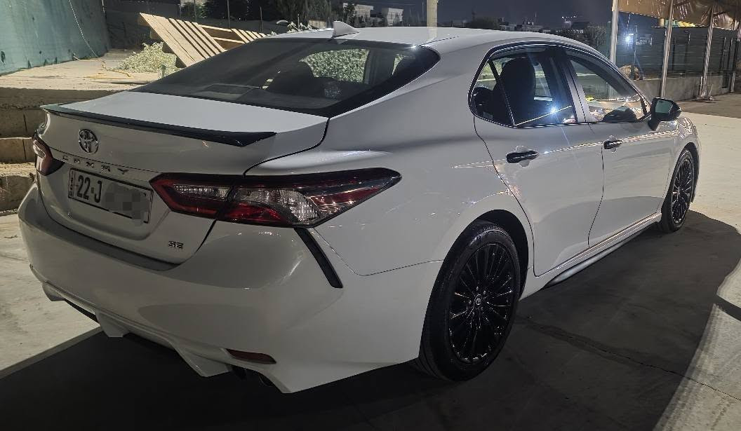 TOYOTA CAMRY 2019se
سەیارەیەکی زۆر زۆر جوانە و بێ کێشەیە
گێر و مەکینە و تەقە و رەقە بە شەرتە و یەک دیناری مەسرەف نیە 
یەک پارچە سبوخە
دوو پەڵەی پی دی ئاڕی هەیە 
سەنەوی بەناوی خۆمە 
شوێن هەولێر 
٩٦٠٠٠مایل ڕۆیشتیە 
نرخی ١٧٧  $ وەرەقە 
وەتساپ و رەقەم : 
***********
ئەوەش رەقەم شانسیە
4T1B11HKXKU742222 أربيل, العراق

