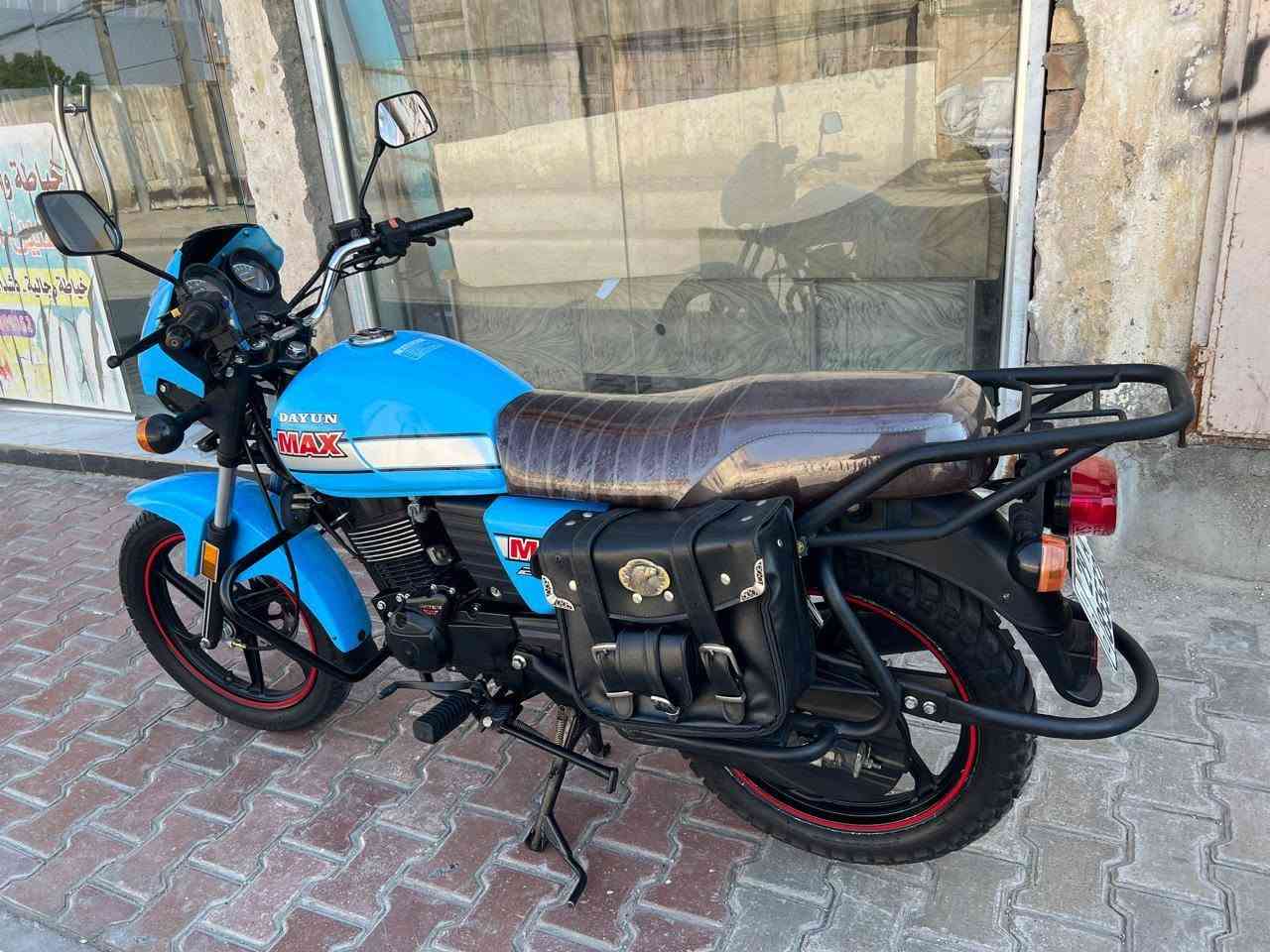 دايوان للبيع ما ماشيه هواي الدراجه 23 سعر خاص دراجه مقفوله كفاله عامه تخم تاير مكينه تبعتها جديده*********** المكا الباسط
