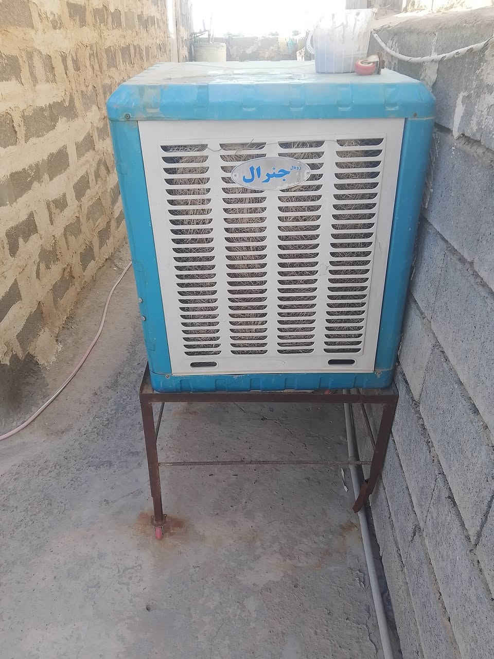 السلام عليكم مبردتين مع سكله واحده للبيع مستعجل سعر ثنينهن ب 125 (***********)
