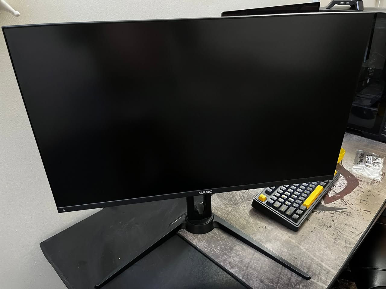 شاشة sanic 2k 180hz
للبيع بسعر 125 الف   
بالوسط بيها عيب بسيط ميبين بالالعاب بس باللون الابيض يبين 

ما عندي توصيل
مكاني بغداد الدورة 
***********
