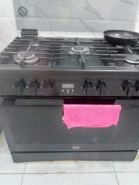 طباخ للبيع نضيف كلش استخدم شهر سعر 500 مكان غزاليه 07737018532