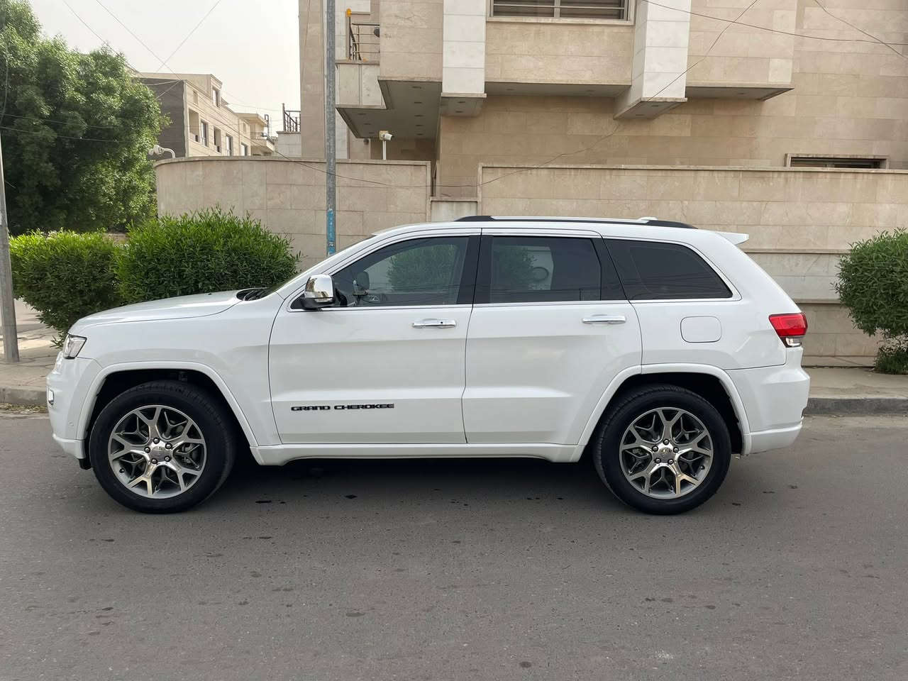 جيب أوفرلاند • ٢٠٢٠ • ٦ سلندر