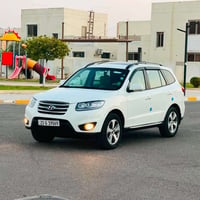سنتافيا موديل ٢٠١٢ماشية ١٧٣مكفولة من كير ومحرك سبعة راكب تبريد شغالسبع...