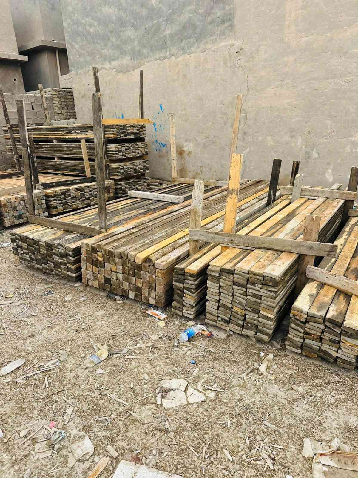 بابل • لوح ٤م • سير وتايرود