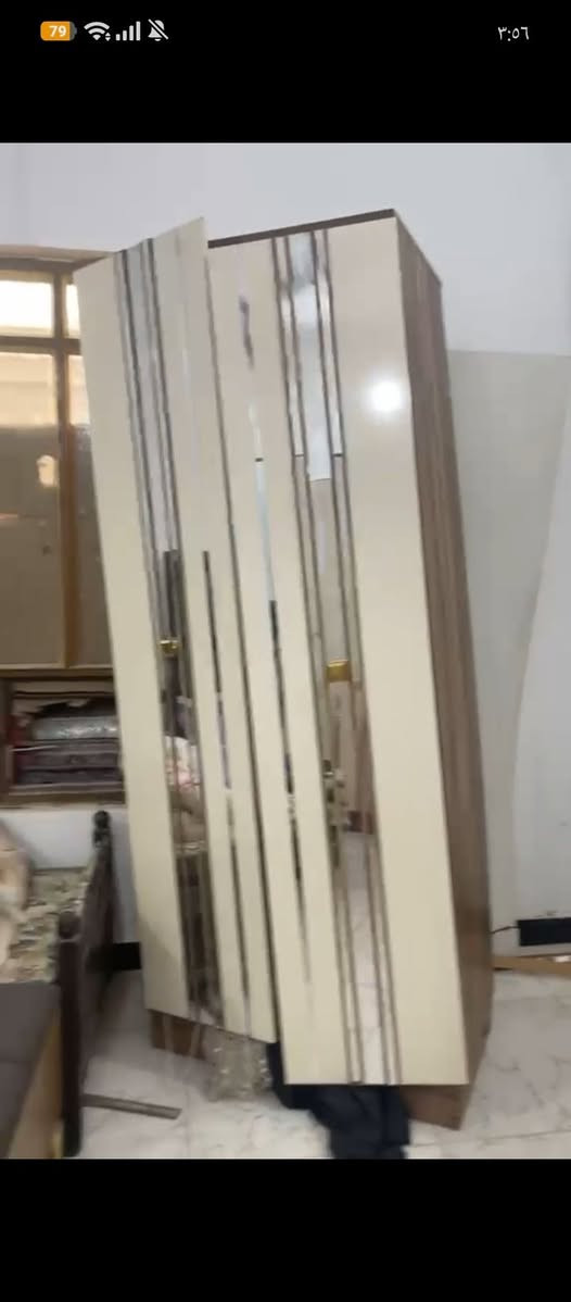 مساء الخير عندي غرفه نوم تركي للبيع سعره 600 الف الاستفسار الاتصال على هذا الرقم ***********

