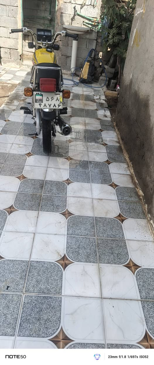 سلام عليكم دراجه البيع 22 اصولي مفتوحه بوشه بس دراجه نضيفه السعر 675  وبيهه مجال قليل مكاني شطره رقمي ***********
