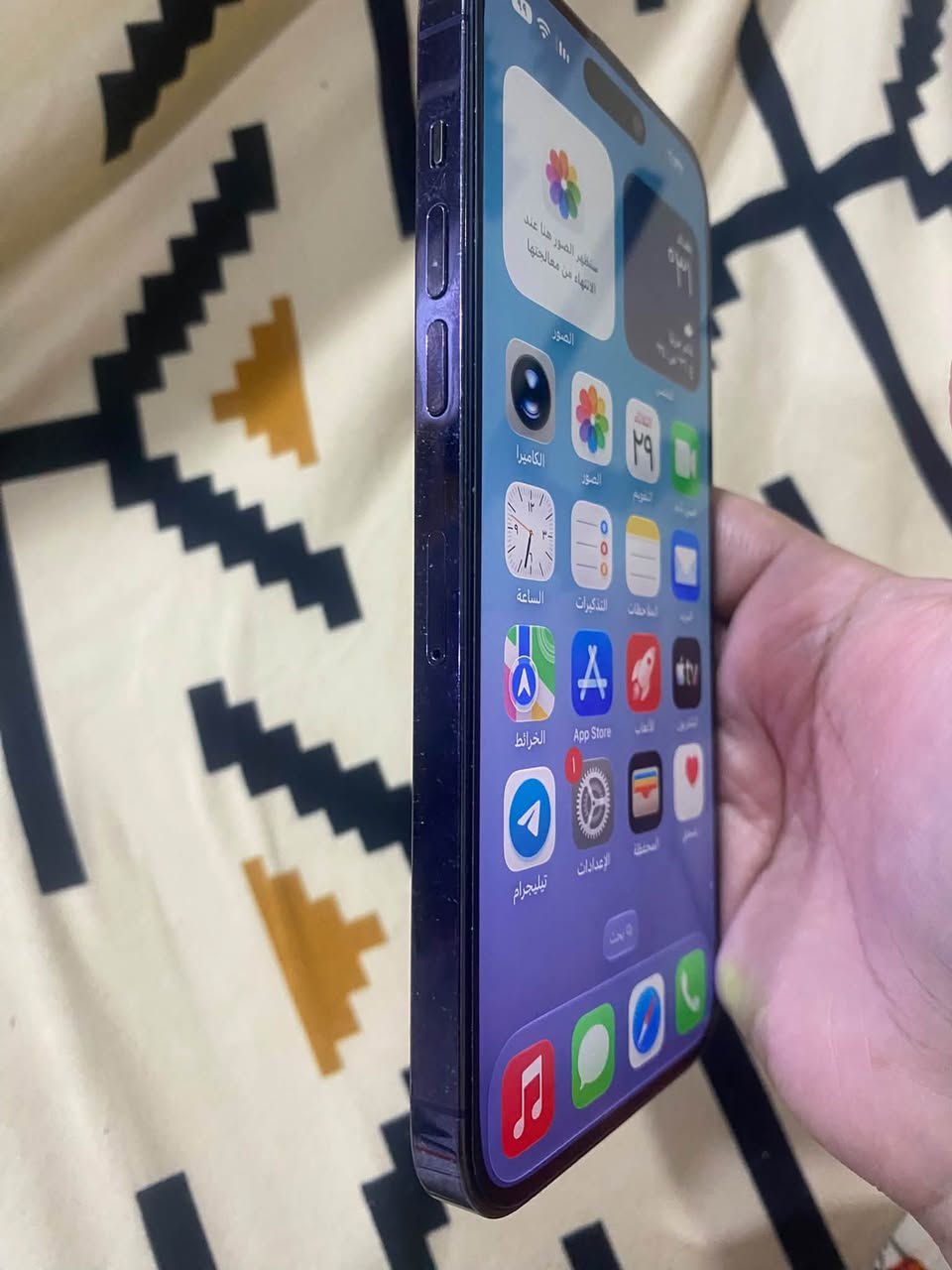 ايفون ١٤ برو ماكس 550 الف وبي مجال بسيط ذاكره ٢٥٦ مبدل شاشه وفيس ايدي ميشتغل بطاريه ٨٦ مكاني كربلاء
