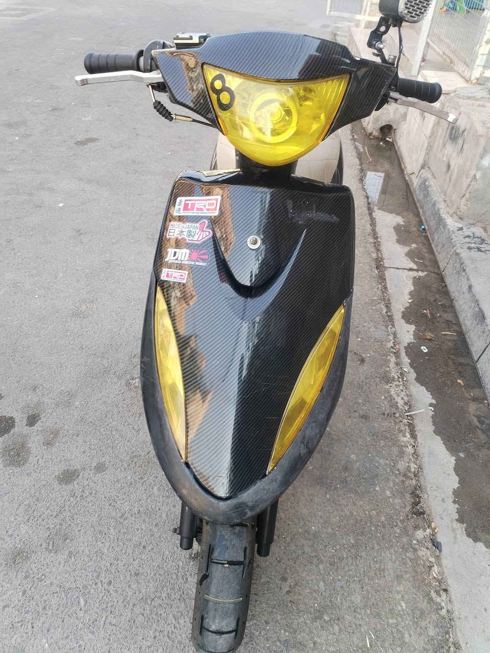 السعر 600
🏍️ دراجة ماكس عدلة للبيع

🔧 المواصفات والتعديلات:
• بوشة 55 شلعلة / معدلة
• ويلات رياضي
• سلف رياضي
• عينة إلكترونية
• عمبار بريك رياضي
• تايرات جديدة
• كفرات كاربون فايبر
• دبل رياضي
• صندوك لايت
• بك لايت
• سكنات عينة

⚙️ حالة الدراجة:
• شغالة وكلشي بيها تمام
• نقصها فقط باتري تعبان
• اللاشاير ما يشتغلن

📍 الموقع: البصرة
📞 للتواصل: ***********
