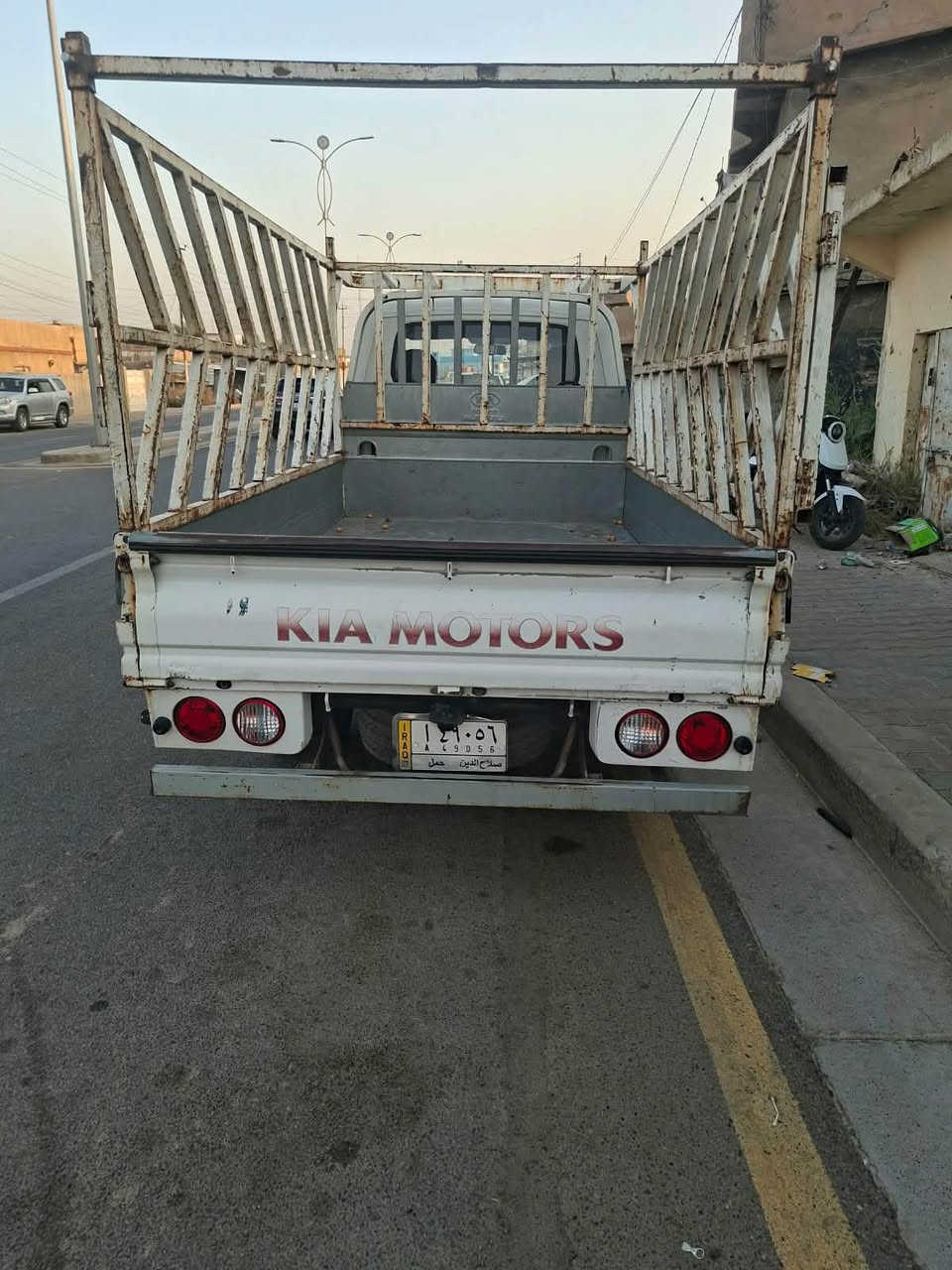 السلام عليكم 

للبيع كيا بنگو ٢٠١٥ سياره مال بيت مكفوله كفاله بيها شبر فقط رقم صلاح الدين الماني بسمي تحويل مباشر محرك بي تبخير بصيط تخم تاير جديد باتري جديد صدر امامي خلفي جديد تبريد ثلج 
الاستفسار ع الارقام التاليه ‪ ***********‬

***********
الموقع / صلاح الدين الضلوعيه

