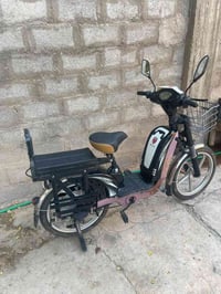 ب٥٠٠ شرط بعدهة جديدة خمس بطاريات جدد شادهن شهر الرابع اشتريتهة ب٧٥٠ ال...