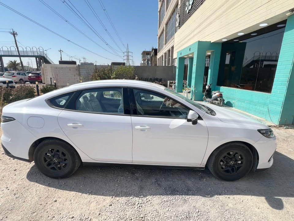 السلام عليكم سيل5 ماشيه 24 كلي رقم بغداد تحويل مباشر بيها طخه تتعدل bdr  ورصعتين بسيطات ما معدلهن سياره اخت الزيرو مكاني كربلاء السعر 19 بيها مجال بسيط للاستفسار ***********
