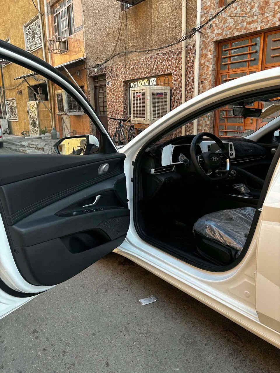 النتره  تجميع صيني ضمان شركه هونداي  موديل ٢٠٢٥ محرك 1500  دبل نوزل ماشيه ٤٤٠٠ رقم بغداد
مكفوله كفاله عامه من صبغ وضربه حتى من الشخط 
المكان الطوبجي حي السلام 
السعر 24مليون وبيه مجال 
***********
النتره  تجميع صيني ضمان شركه هونداي  موديل ٢٠٢٥ محرك 1500  دبل نوزل ماشيه ٤٤٠٠ رقم بغداد
