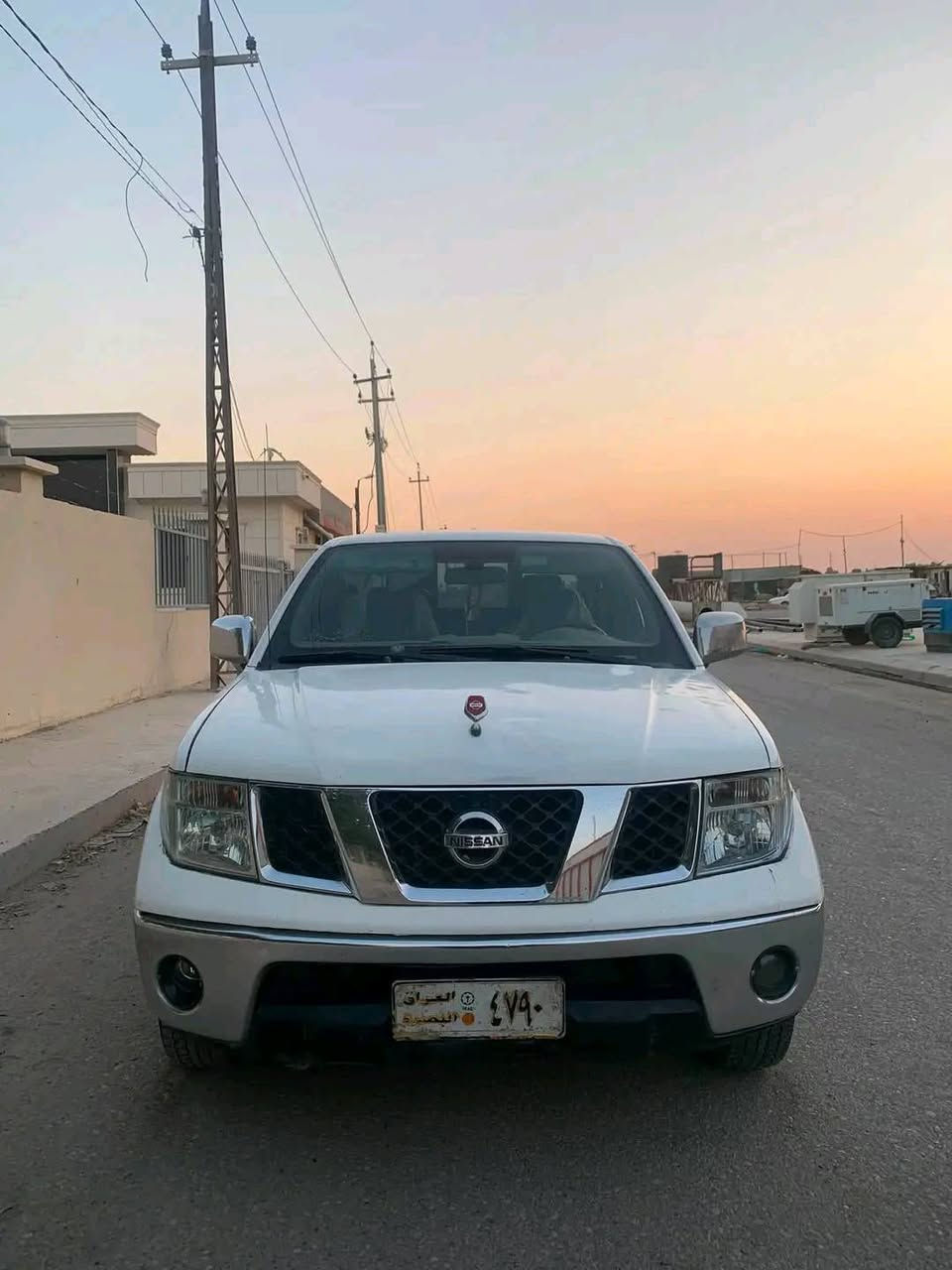 نیسان ناڤارە 2008 گێڕوو مەکینە بەشەرت بیلاد ناوی گۆڕیاوە بۆ2012 گێڕ ئۆتۆماتیکە سەنەوی عەسڵی بەشەرتی ئەوەلیات 
نرخ 59    ***********
